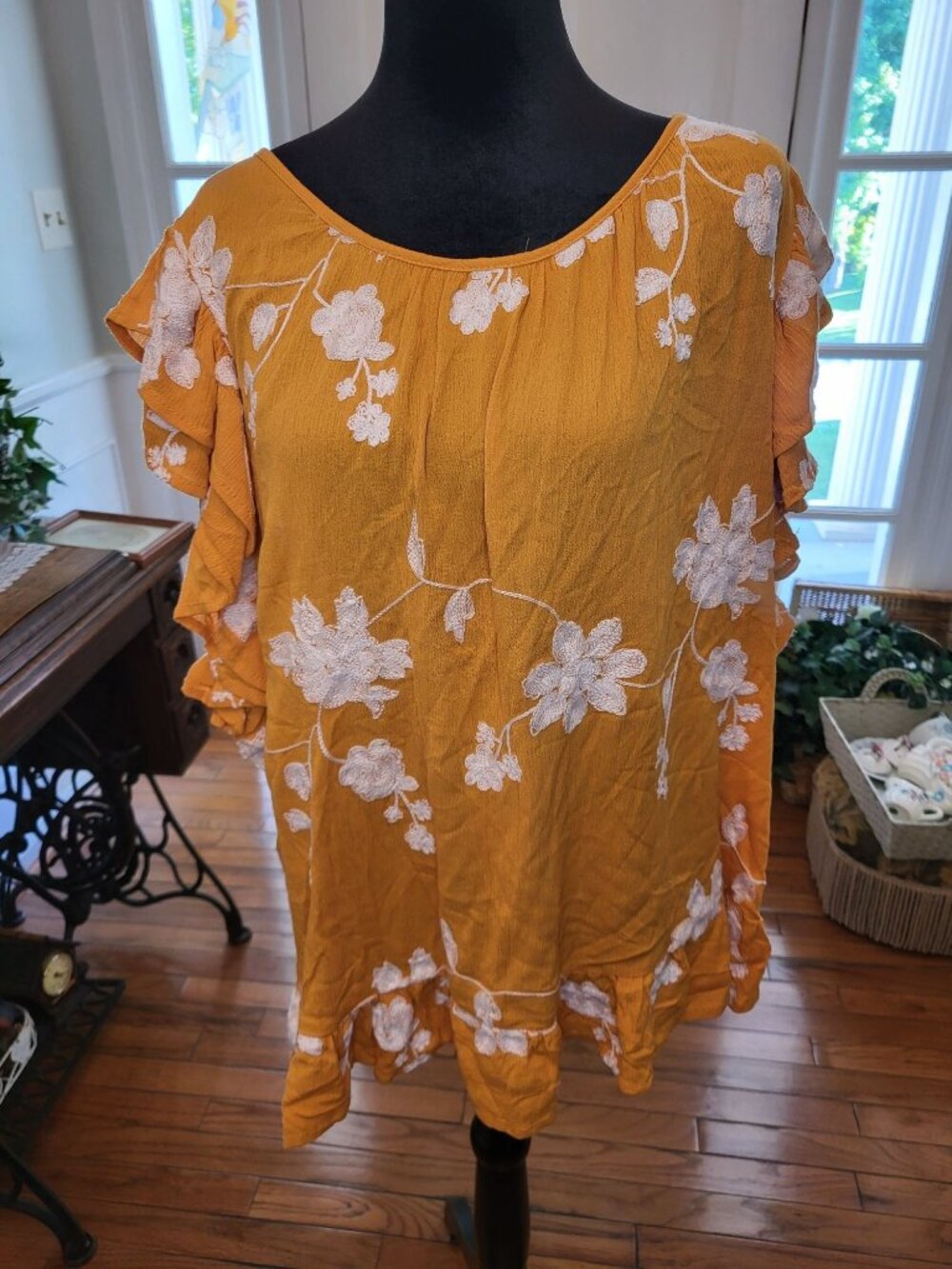 Liv Los Angeles Mustard Yellow Embroidered Ruffle Blouse L Boho Hippie Coastal